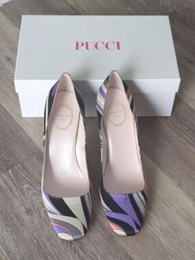 Emilio Pucci women’s pumps